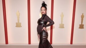 A Game Changer: Rihanna potpuno menja koncept “odeće za trudnice”