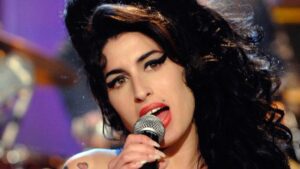 Stiže igrani film o Amy Winehouse, a mi imamo fotografiju glumice koja će je glumiti
