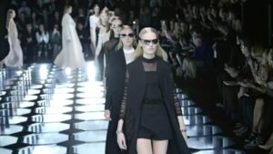 Balenciaga i Alexander McQueen prestaju da koriste krzno u svojim kolekcijama