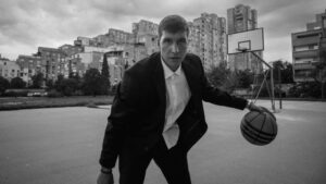 Bogdan Bogdanović: Povratak osnovama