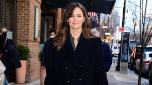 Čudno ili zaista kul?: Jennifer Garner u najneočekivanijim rukavicama zime!