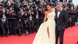 Dugo je nismo videli: Amal Clooney u najelegantnijoj cvetnoj haljini sezone