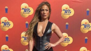 Wow! Jennifer Lopez u kožnom outfitu podseća nas zašto je superstar