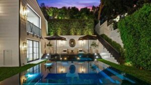 Glamur & sjaj: Rihannina raskošna vila na Beverly Hillsu