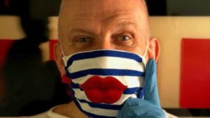 Jean Paul Gaultier pretvara maske u predmete visoke mode