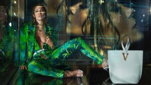 Jennifer Lopez u Versace kampanji za proleće-leto 2020