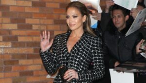 Modna inspiracija za hladne dane: 30 najboljih jesenjih stajlinga Jennifer Lopez