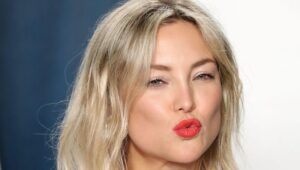 Kafa i gole grudi: Kate Hudson podigla prašinu na Instagramu