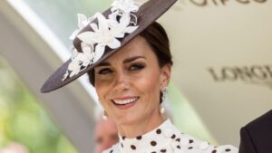 Kate Middleton tufnastom haljinom odala počast princezi Diani
