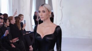 Kim Kardashian je ipak prisustvovala Balenciaga reviji