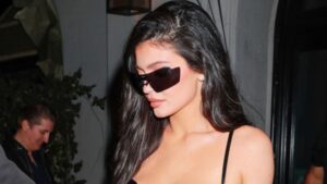 Kylie Jenner pomera granice šminkanja novom Batman kolekcijom
