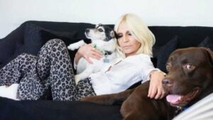 Ostanite kod kuće: Donatella Versace podržala je svoje pratioce