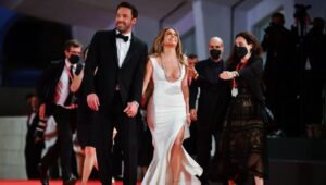 Redefinisanje srednjih godina: Kako su nam J.Lo i Ben Affleck dokazali da je u redu imati nesređen život i u 50-im?