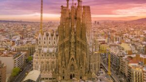 Virtuelna tura po Gaudijevoj Barseloni