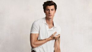 Želimo celu kolekciju: Shawn Mendes dizajnirao liniju odeće za poznati američki brend
