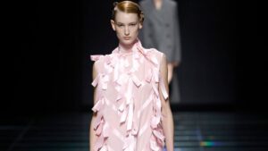 MFW: Prada donosi romantiku u Milano