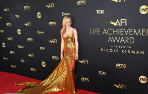 Nicole Kidman prihvatila nagradu za životno delo u haljini dostojnoj (holivudske) kraljice