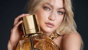 gigi hadid rabanne