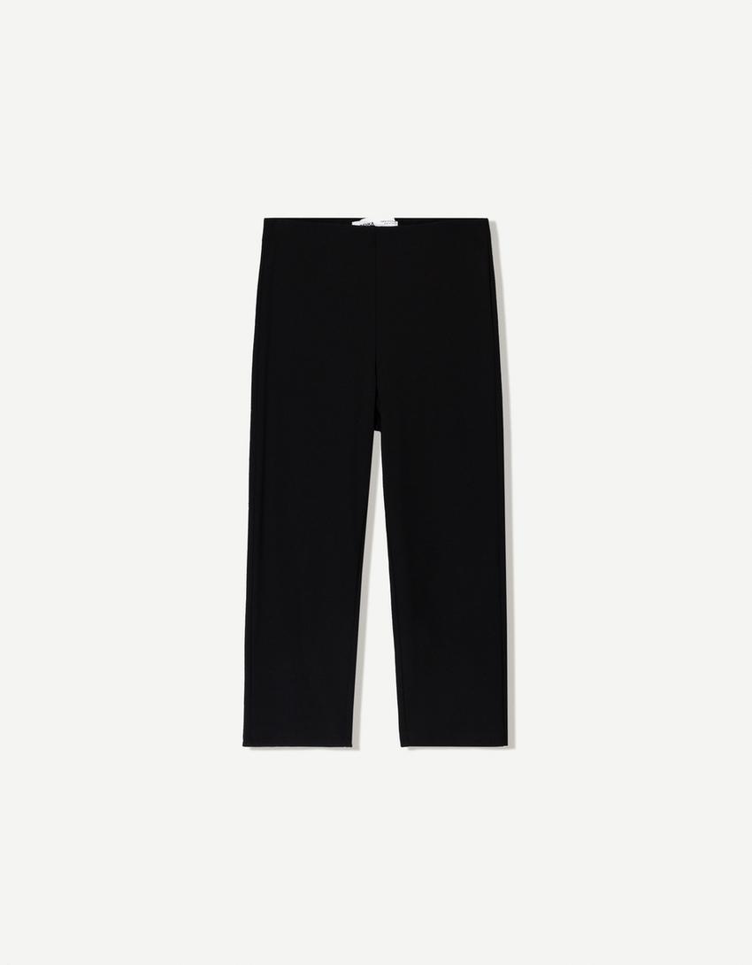 Ovog proleća nosimo capri pantalone