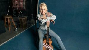 Dolly Parton, u saradnji sa Good American, lansira Dolly’s Joleans