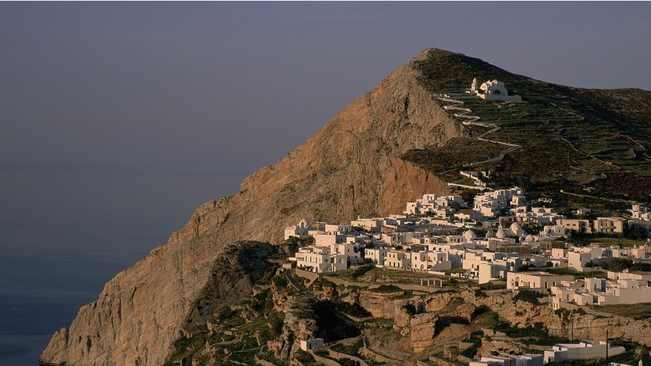 6 najlepših destinacija za putovanje u junu 2025. Folegandros, Kiklade grčka