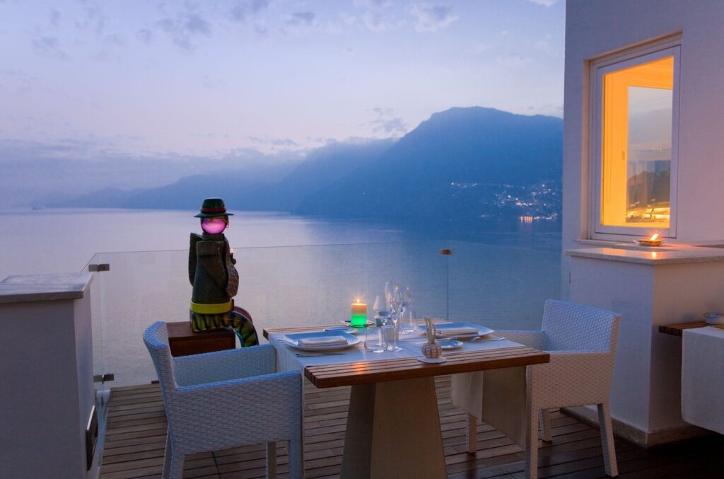 6 najlepših destinacija za putovanje u junu 2025. praiano marina mraia amalfi obala italija
