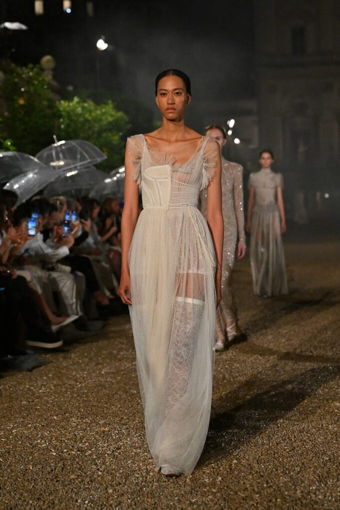 Dior Cruise 2026 Između mitologije i savremene ženske snage