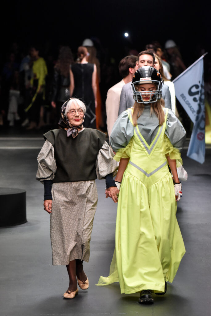 Modni spektakl Naše Sutra
55. Perwoll fashion Week je zvanično otvoren!