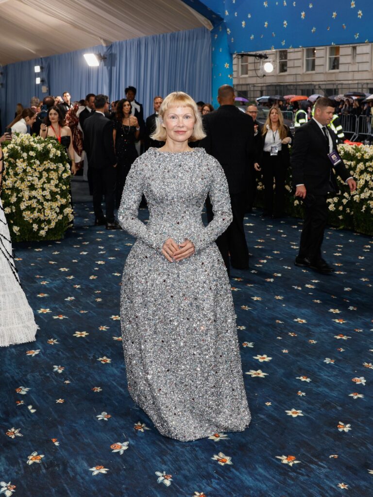 Met Gala 2025: Krojevi koji preoblikuju istoriju pamela anderson