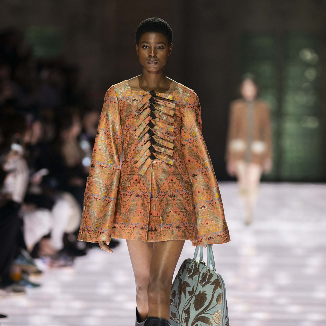 Louis Vuitton Cruise 2026: Modna renesansa u srcu Avinjona