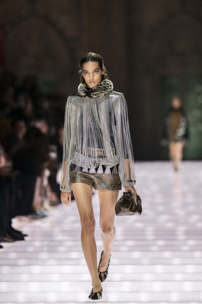 Louis Vuitton Cruise 2026: Modna renesansa u srcu Avinjona