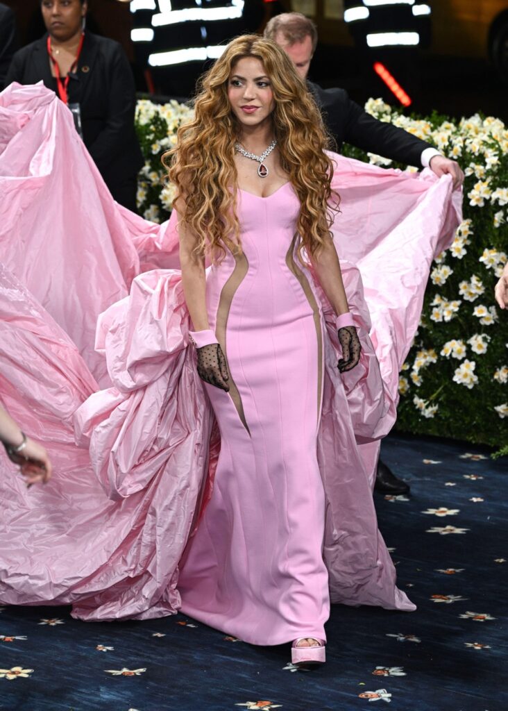 Met Gala 2025 Krojevi koji preoblikuju istoriju shakira