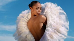 Bella Harris: Divine Beauty
