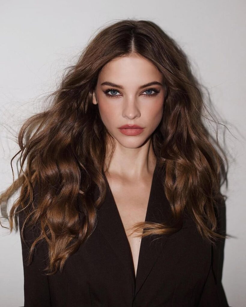 6 najlepših makeup trendova za leto 2025.
barbara palvin cloud skin