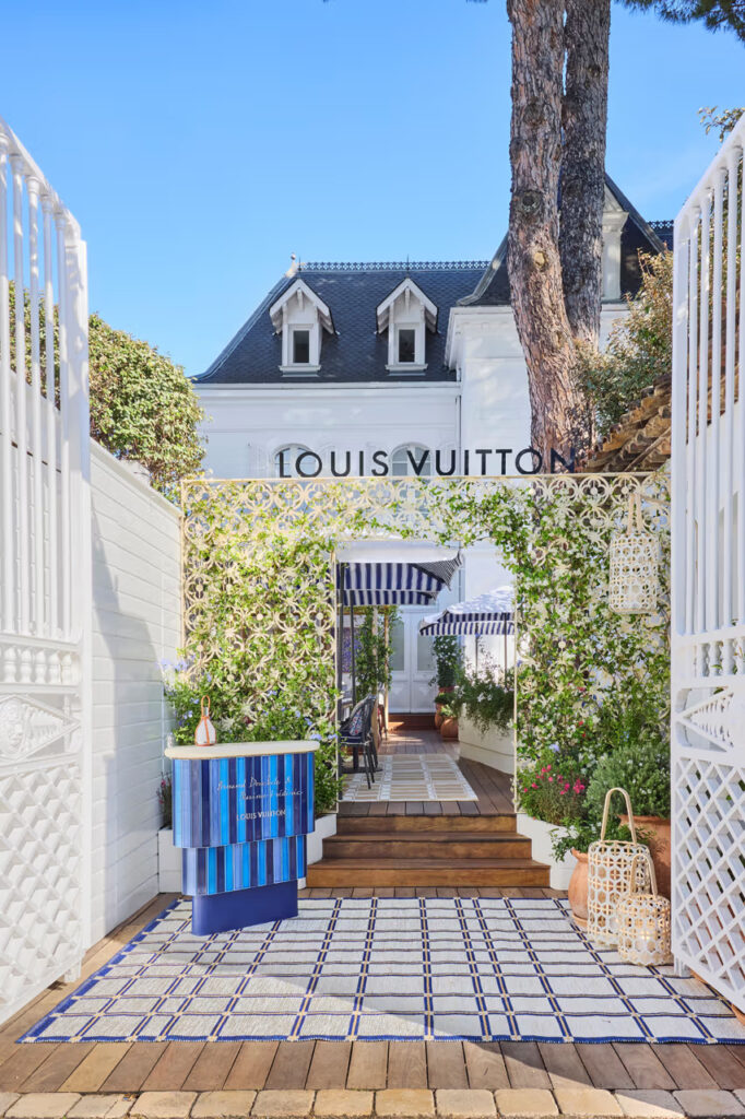 Louis Vuitton restoran ponovo osvaja Michelin zvezdu
Ovo čini Arnaud Donckele & Maxime Frédéric u Saint-Topezu nezaobilaznom destinacijom ovog leta
