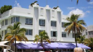 Miami Art Deco Historic District Gde geometrija susreće glamur
