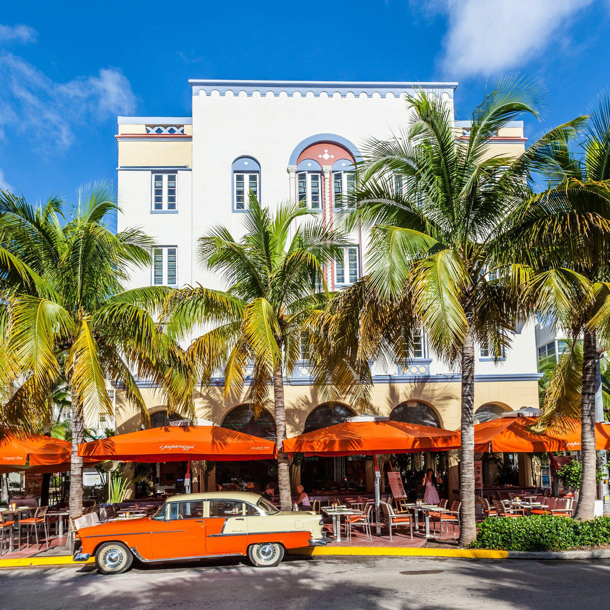 Miami Art Deco Historic District: Gde geometrija susreće glamur sa svojih više od 800 zaštićenih zgrada, nije samo kvart već urbana scenografija u kojoj geometrija flertuje s glamurom