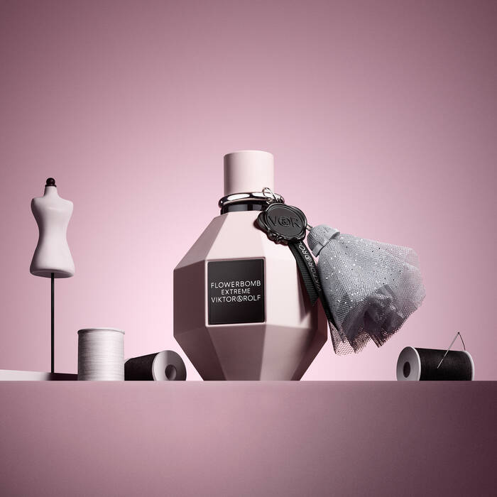 Najzavodljiviji parfemi za leto 2025.
Viktor & Rolf
Flowerbomb Extreme