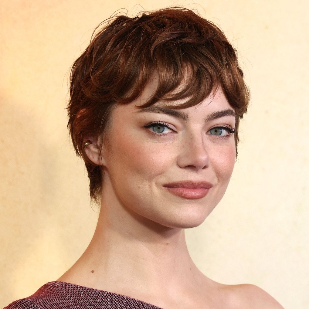 Emma Stone i njen savršeni letnji pixie — frizura koja osvaja trendseterke