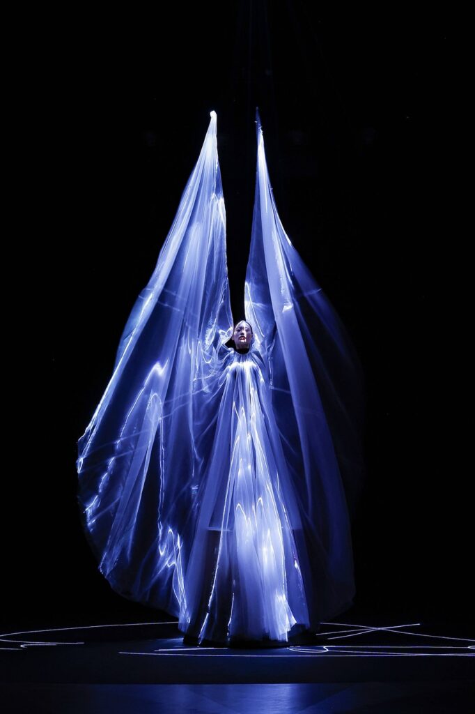 Paris Haute Couture jesen/zima 25-26
iris van herpen