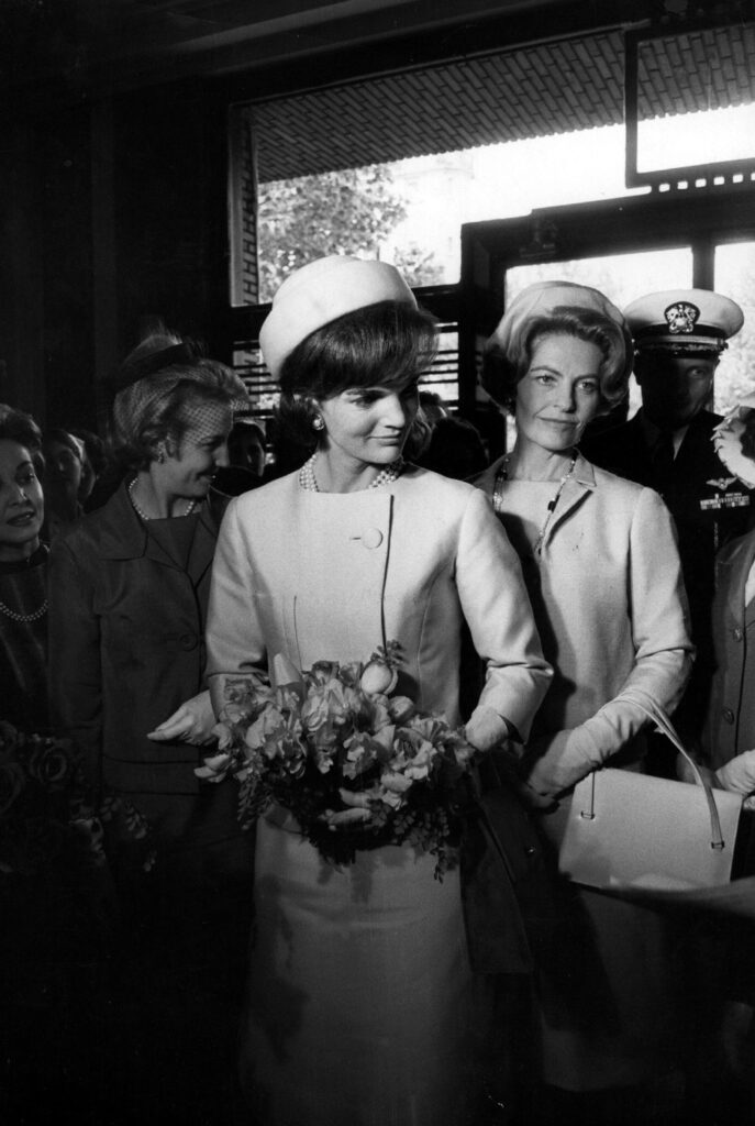 Jacqueline Kennedy Onassis: Vreme elegancije koje ne prolazi