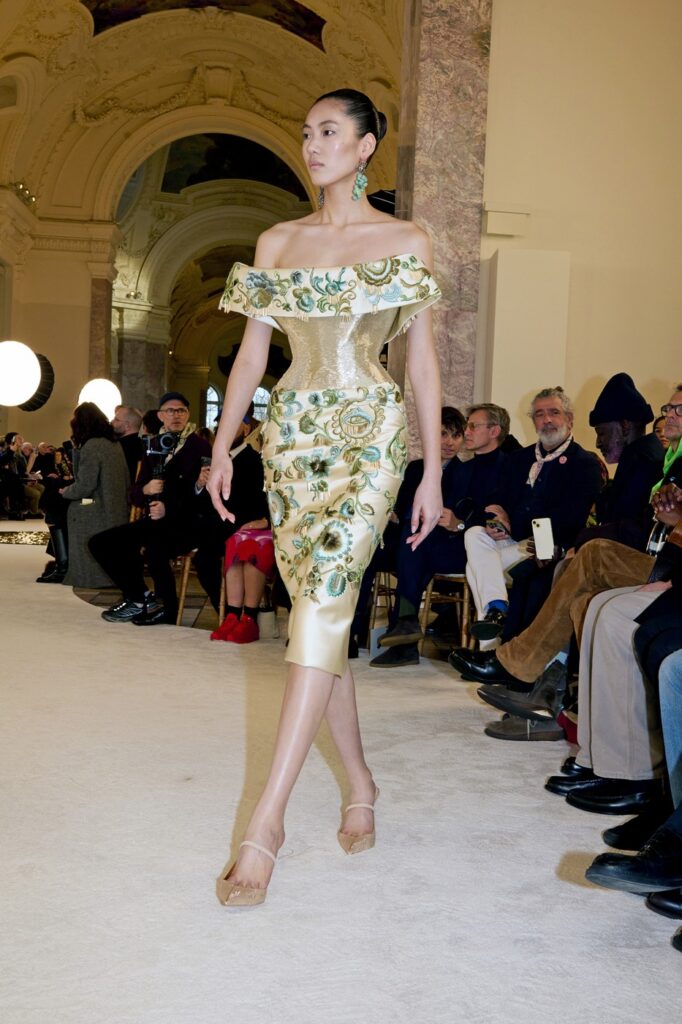 Šta možemo da očekujemo od Paris Haute Couture nedelje mode
schiaparelli