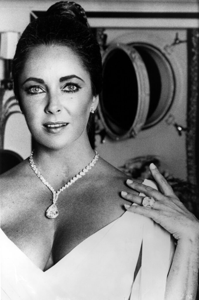 Najlepše vereničko prstenje slavnih Elizabeth Taylor