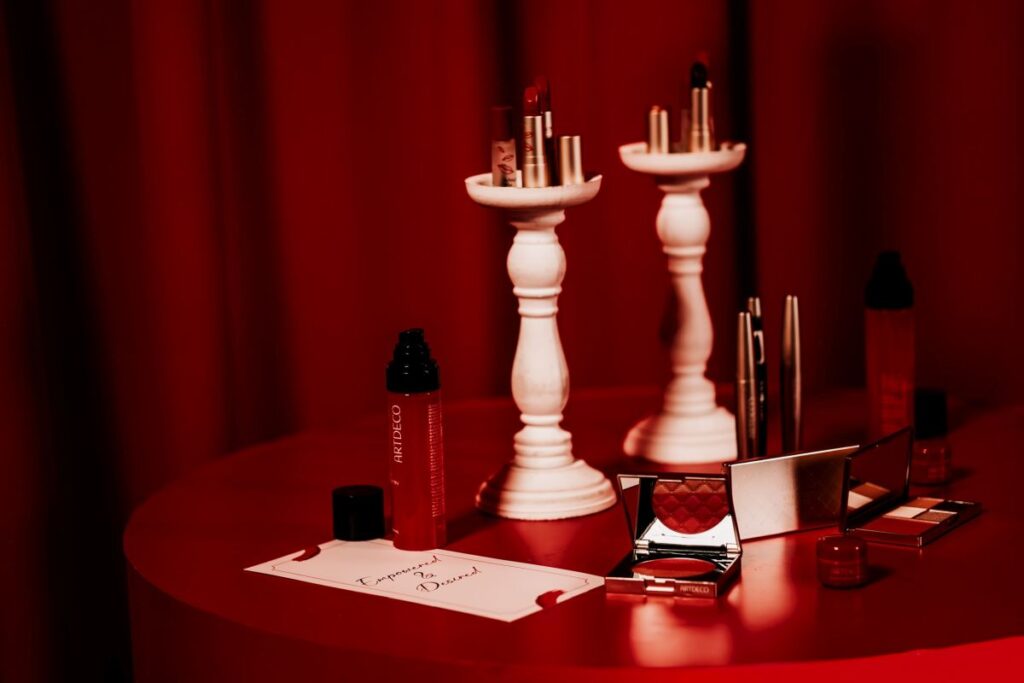 ARTDECO, sinonim za eleganciju i kvalitet, proslavio je 40 godina postojanja ekskluzivnim događajem i novom kolekcijom, Empowered & Desired.
