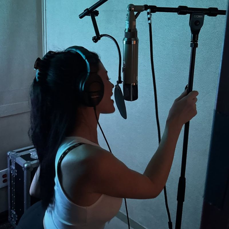 Da li Kylie Jenner započinje muzičku karijeru?