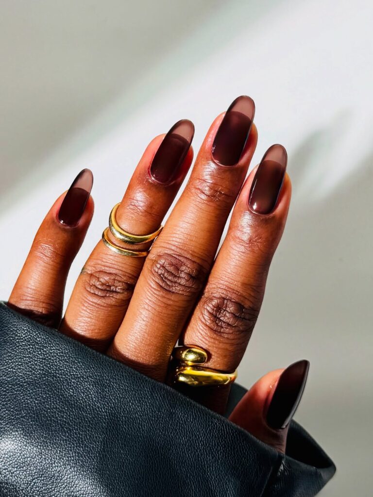 Zimski “jelly” nokti
11 zimskih trendova manikira koji će obeležiti sezonu