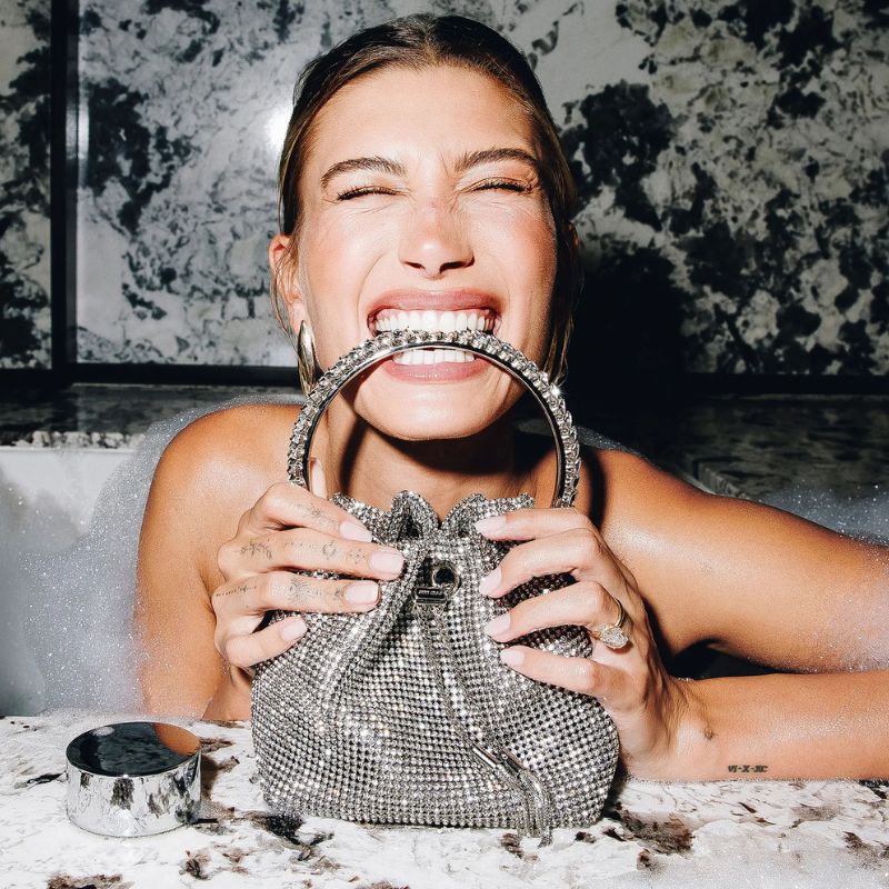 Dok su „rose water“ nokti dominirali letom, sada su rose BB cream nokti postali omiljeni izbor za čist, prirodan i prefinjen izgled tokom zime