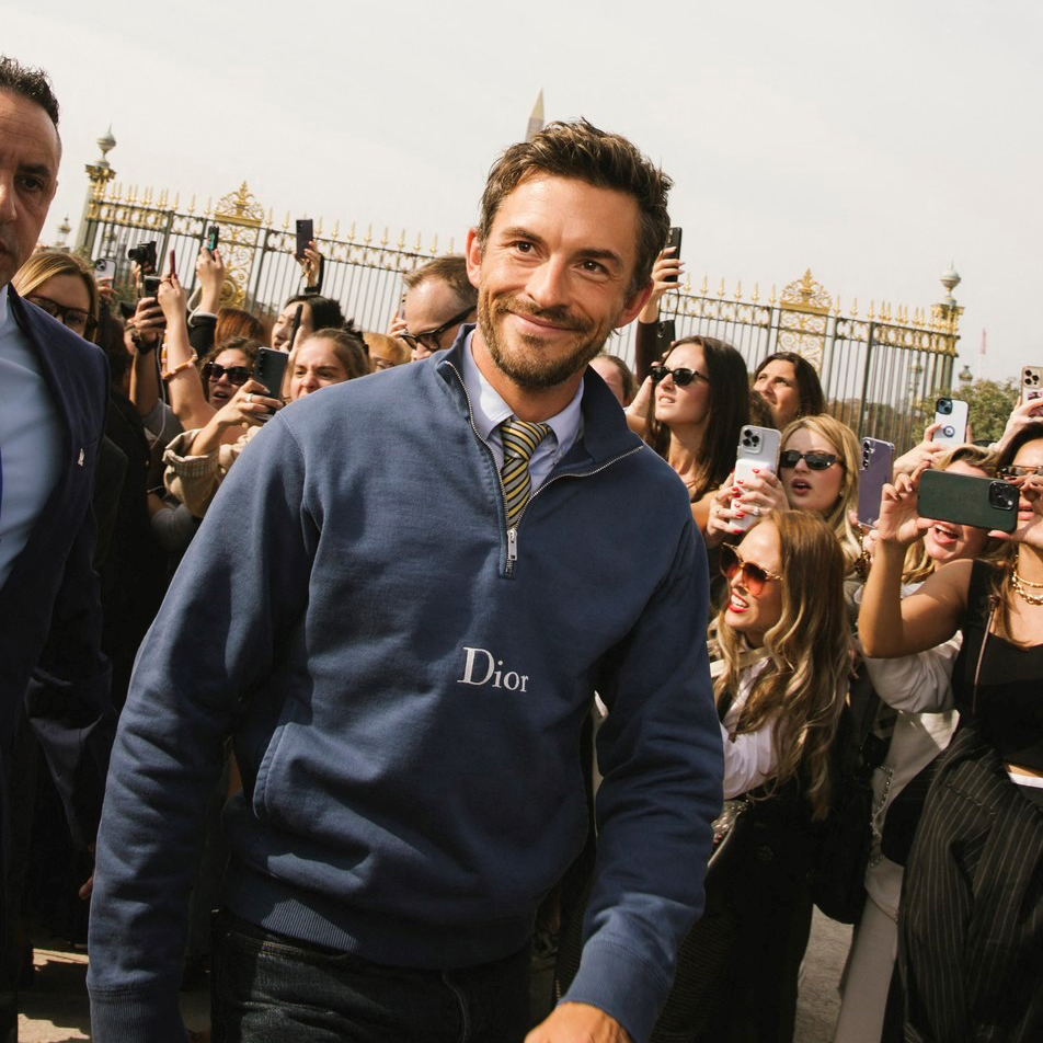 Jonathan Bailey proglašen najseksepilnijim muškarcem na svetu u 2025.