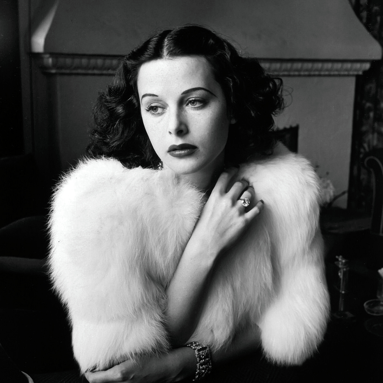 Neverovatna priča Hedy Lamarr Holivudska zvezda i izumiteljka koja je predvidela digitalni svet