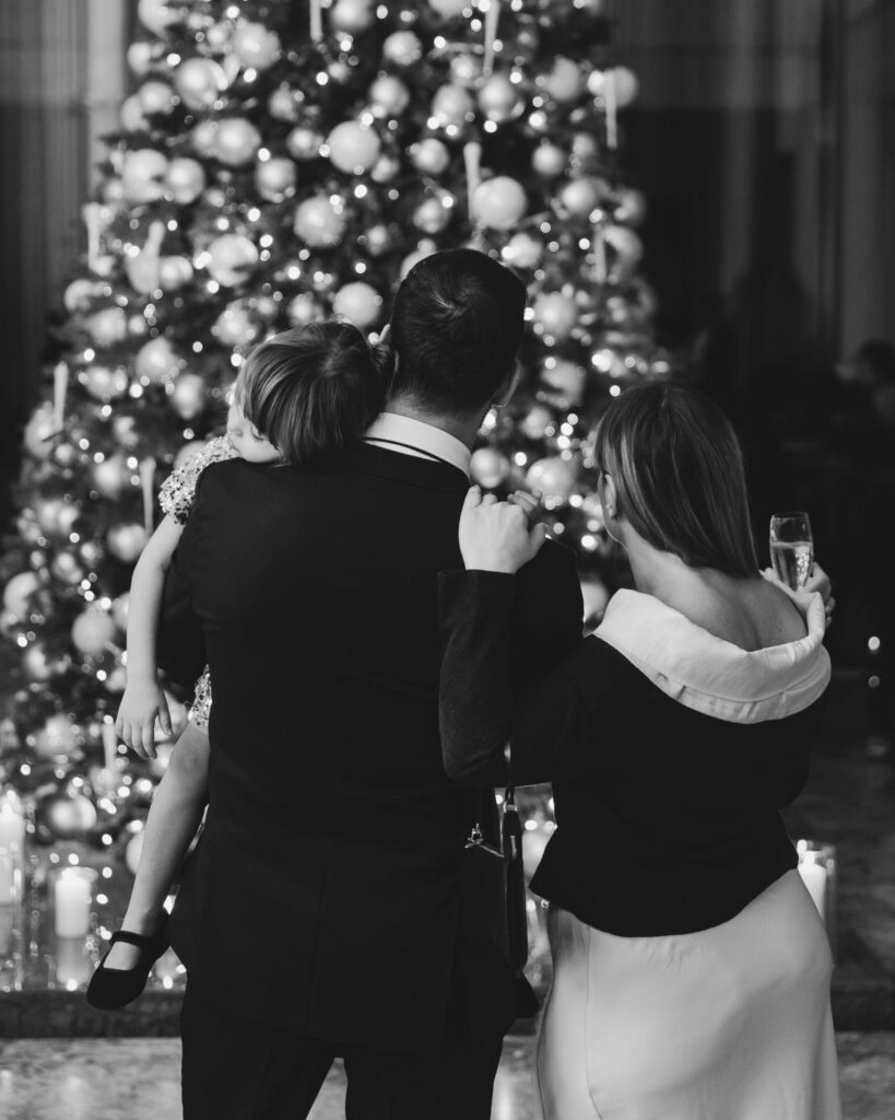 Praznična sezona u One&Only Portonovi: Elegancija i magija Boke
Pažljivo osmišljeni susreti, mirisi, ukusi i ambijenti koji ostavljaju trag u sećanju